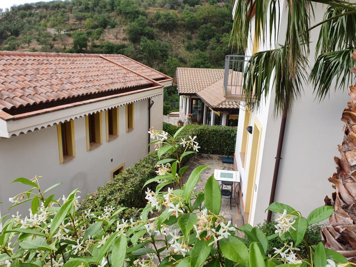 Borgo San Francesco Otel Gioiosa Marea Dış mekan fotoğraf