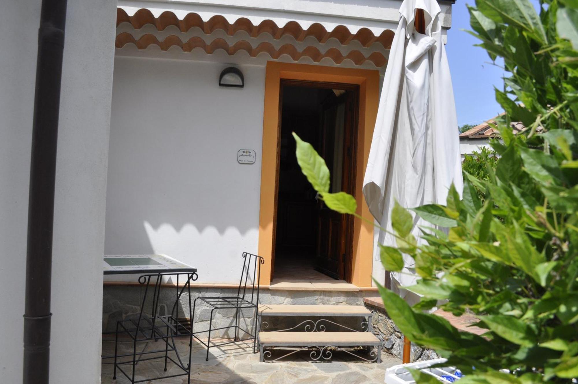 Borgo San Francesco Otel Gioiosa Marea Oda fotoğraf